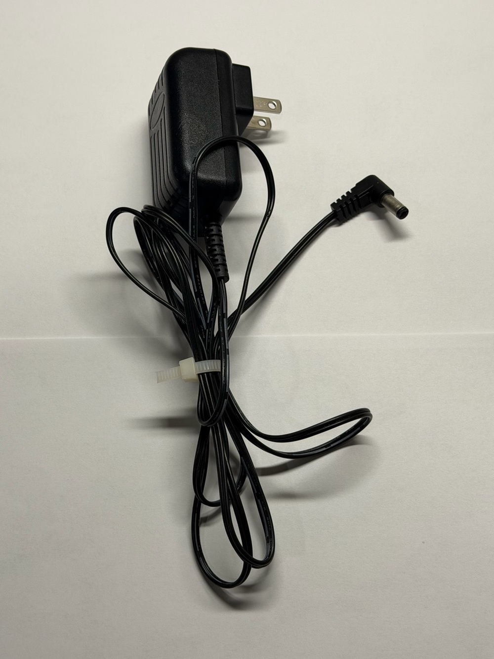 Shark E-TEK ZD012S133075USD 13.3V 750mA AC Adapter Charger